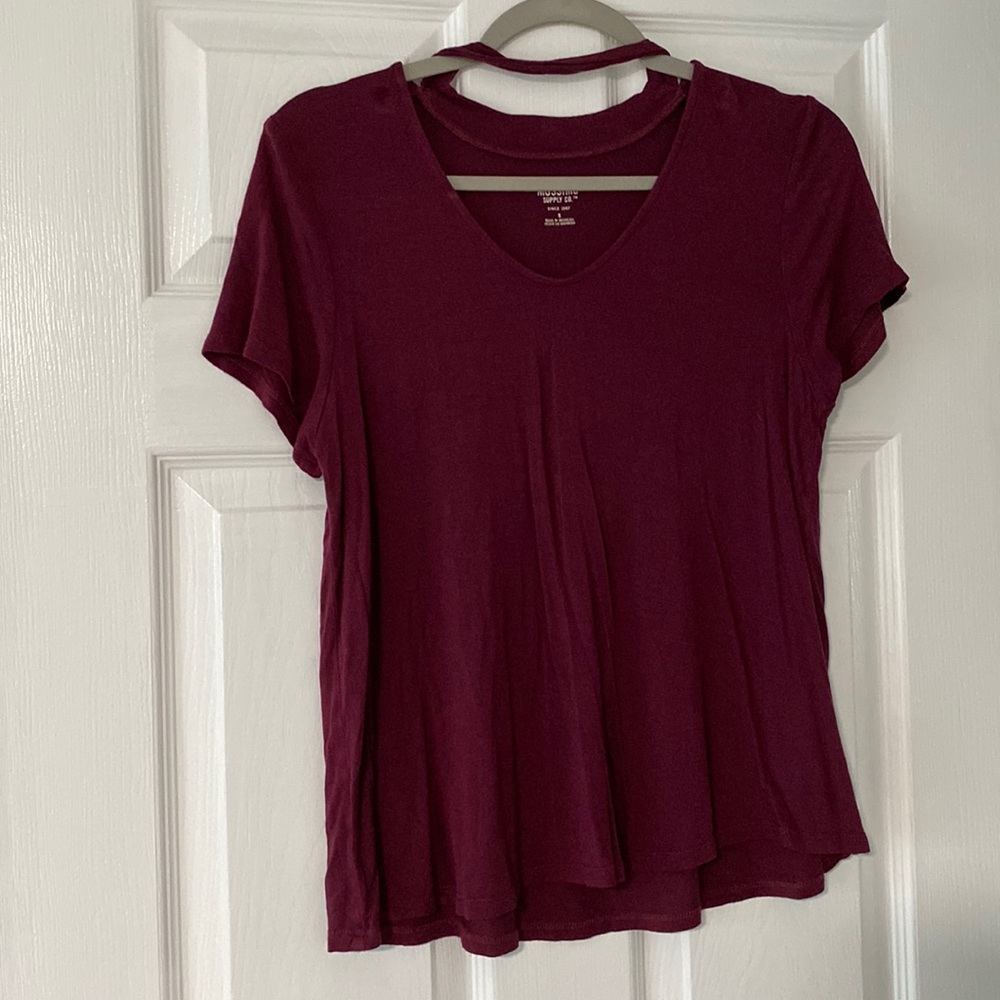 Maroon choker neck t shirt